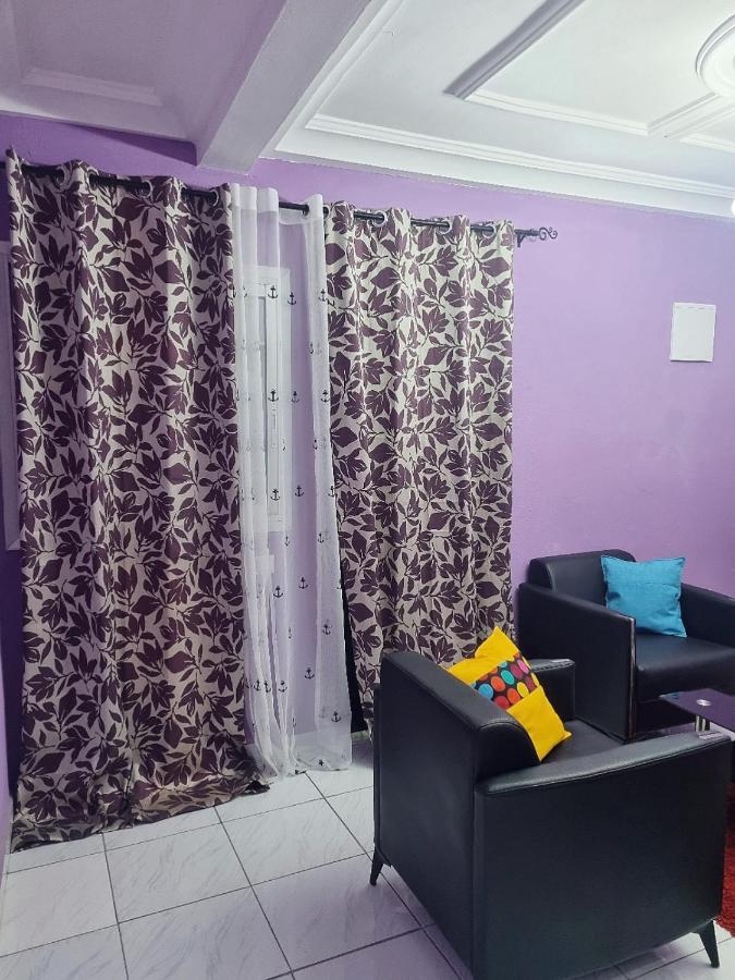 Residence Sighaka - Gold Apartment - Wifi, Gardien, Parking Дуала Экстерьер фото